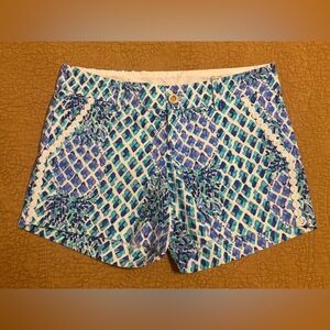 Lilly Pulitzer Blue and White Printed shorts